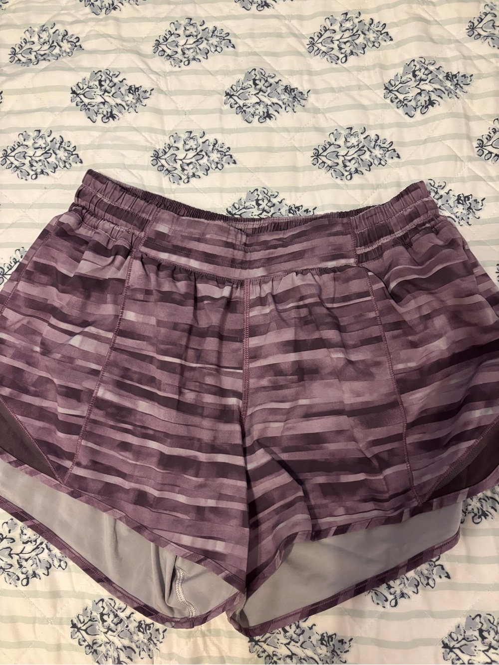 Lululemon Size 10 Tracker Short V Purple Striped Shorts